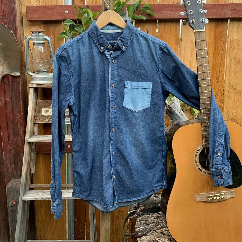 Pull&Bear Denim Pocket Button Down Shirt. - image 1